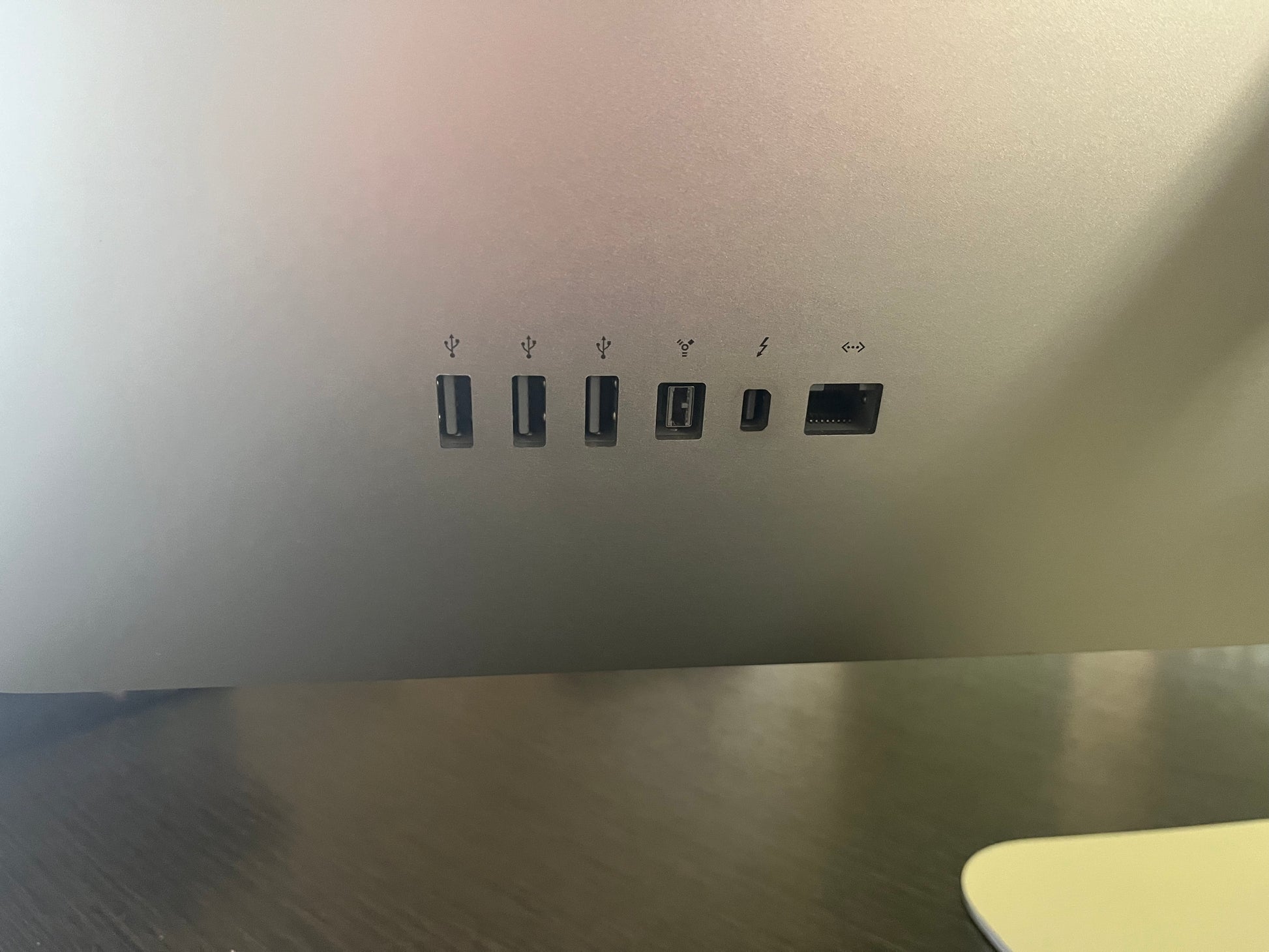 Apple Thunderbolt Display 27"